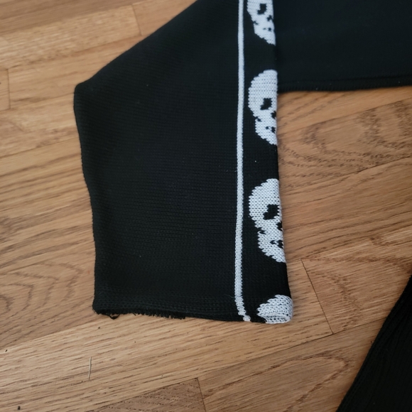 Vintage 90's Morbid Threads Pullover Skull Sleeves Sweater - Picture 5 of 8